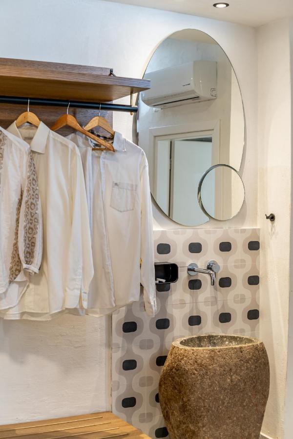 Amer Suites Fira  Bagian luar foto