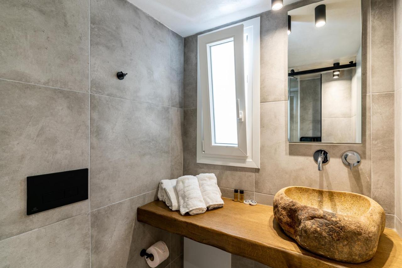 Amer Suites Fira  Bagian luar foto