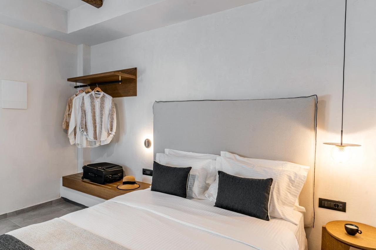 Amer Suites Fira  Bagian luar foto