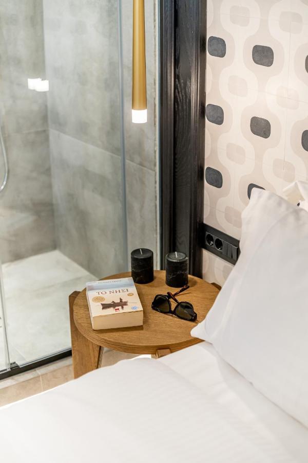 Amer Suites Fira  Bagian luar foto